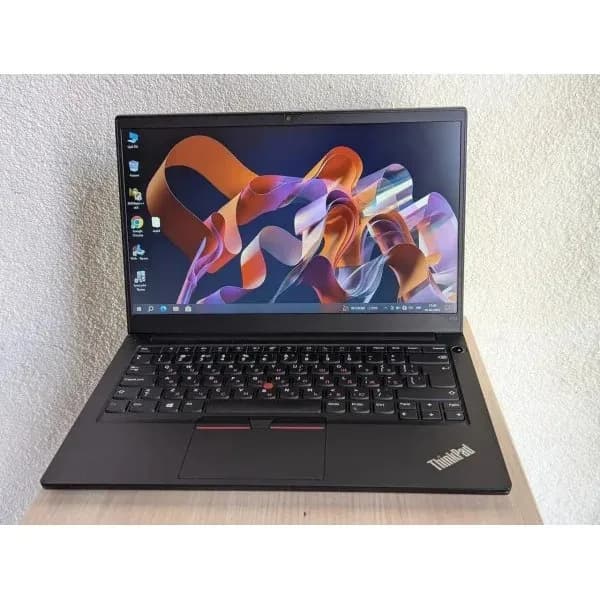 Lenovo 16 gRam 10 th Thinkpad премиальная линейка надёжности ноутбук отличное состояние продам. — Батуми — 690 ₾