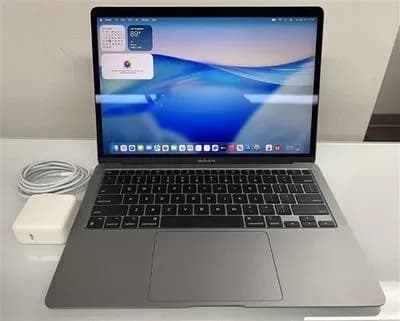 MacBook Air M1 2020 — Батуми — 12 020 $