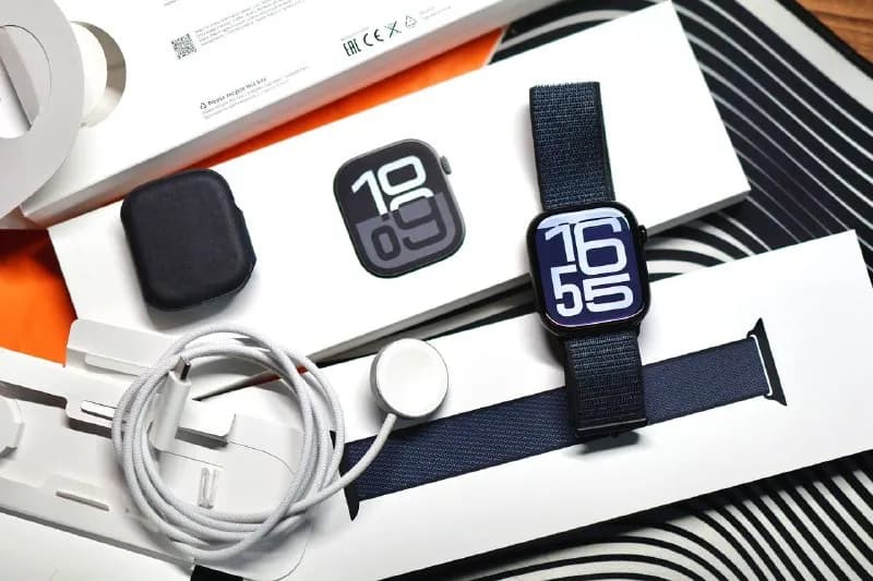 Apple Watch Series 10 46 mm Jet Black, состояние идеальное, носились бережно. — Тбилиси — 700 ₾