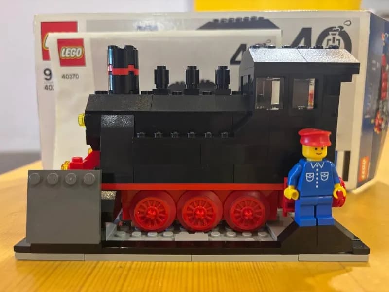 LEGO 40370 юбилейный полочный набор, созданный в честь классических моделей Лего 1970-х годов. Отлич — Батуми — 100 ₾