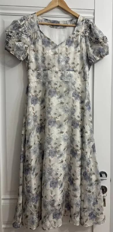 Dazy, размер L-XL, цена 40 лари; — Батуми — 40 ₾