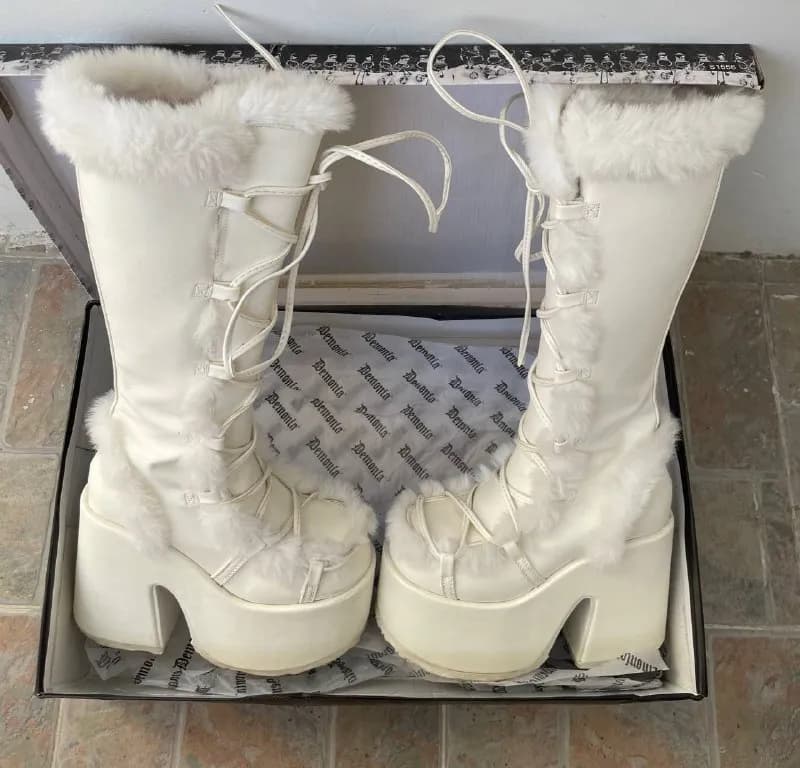 Demonia, оригинал, веган — Тбилиси — 450 ₾