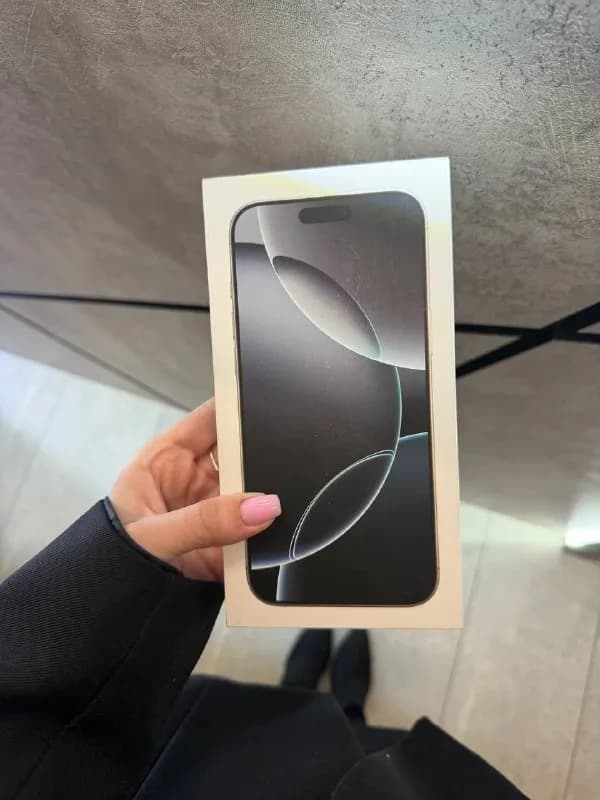 apple iphone 16 pro max 256 white titanium — Батуми — 2 500 ₾