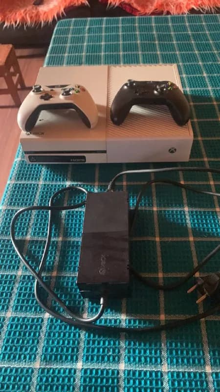 Xbox one 300 лари — Тбилиси — 300 ₾