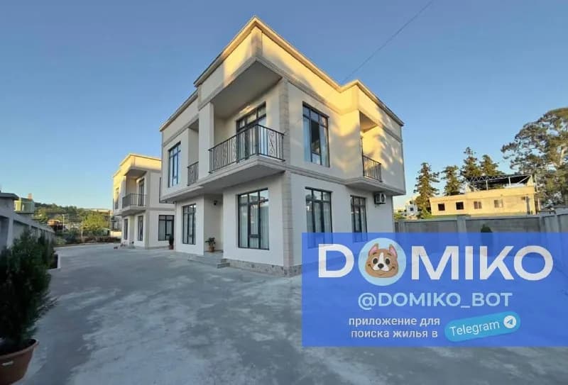 1/3 этаж, 360 кв/м — Батуми — 3 800 $