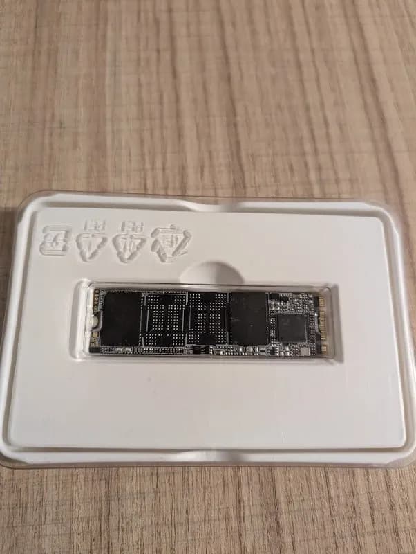Hynix M2 1TB SSD (100% ресурс, 16 часов работы всего, почти новая ссд) — Тбилиси — 260 ₾