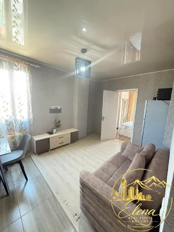 1+1 по улице Брцкенвале, 183* (рядом Аллея Героев) — Батуми — 400 $