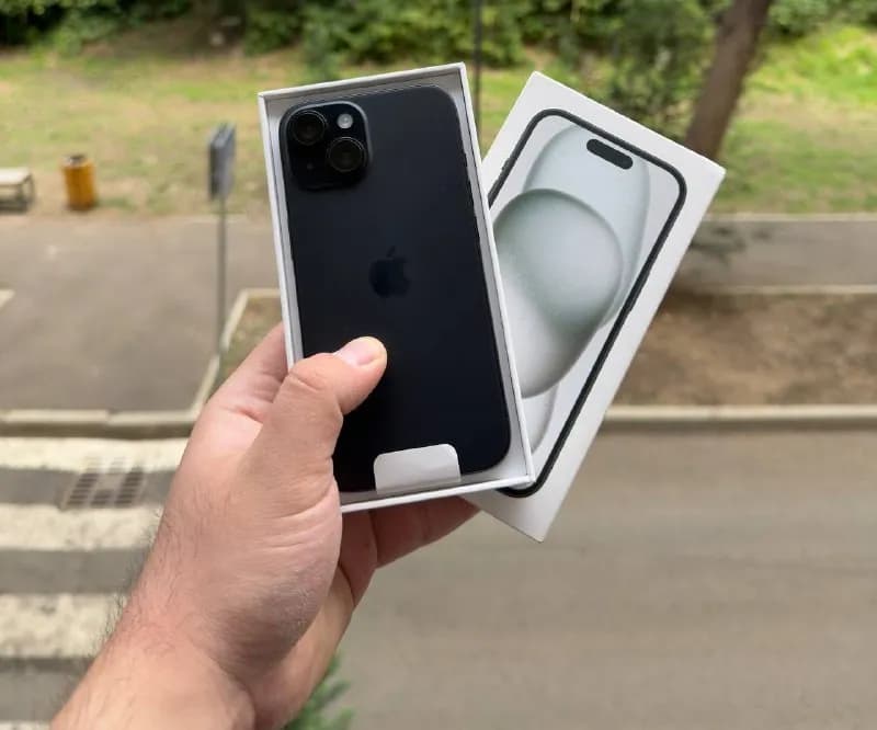 iPhone 15, черный, 128 ГБ, eSIM аккумулятора — 100%. Абсолютно новый. Фиксированная цена: 1650 лари — Батуми — 1 650 ₾
