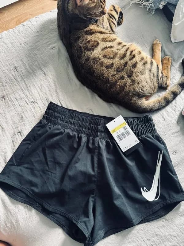 Nike новые, идут на XS-S.На меня малы.60 лари. — Батуми — 60 ₾