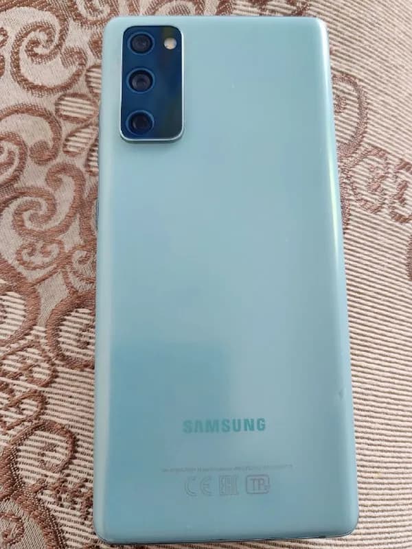 Samsung Galaxy S 20 FE — Батуми