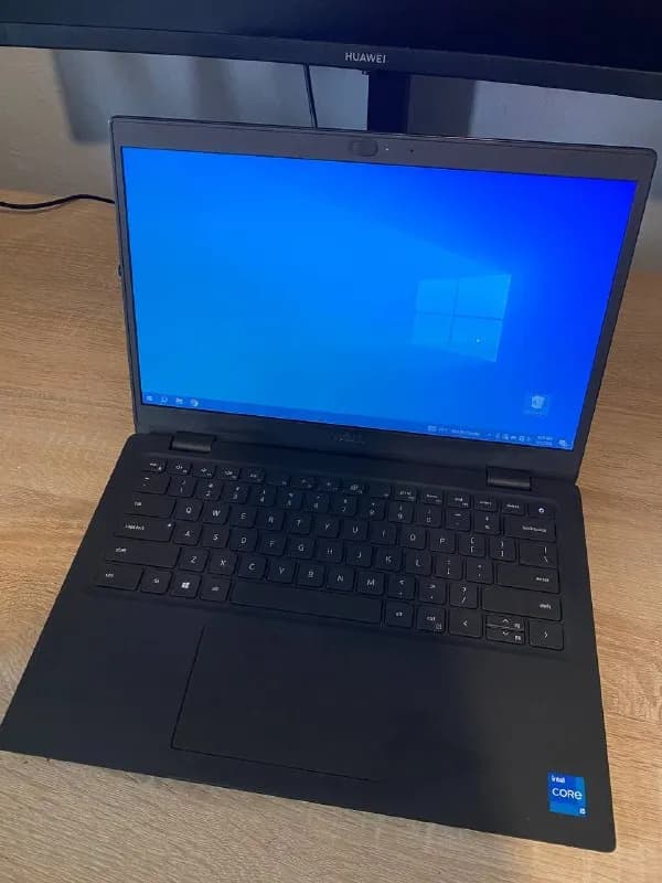 DELL — Батуми — 650 ₾