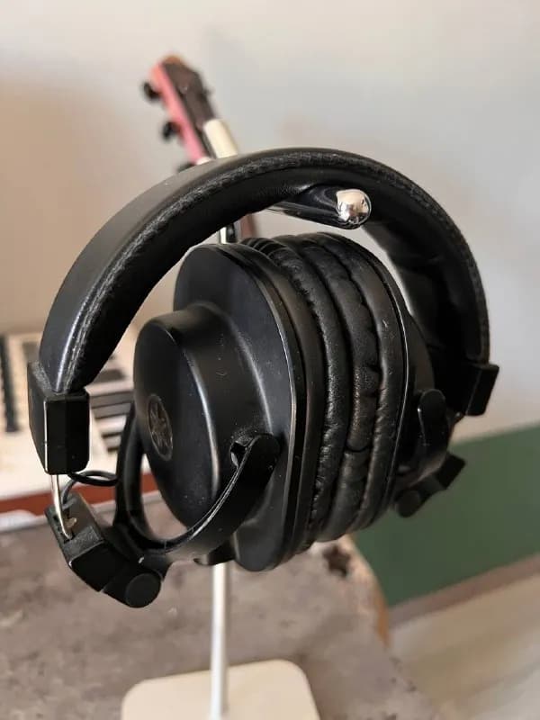 Yamaha hph mt5 В хорошем состоянии — Тбилиси — 699 ₾