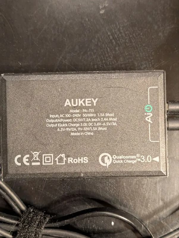 usb. Не fast charge. — Тбилиси — 10 ₾