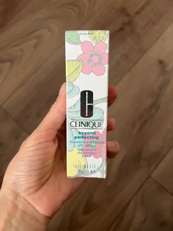 Clinique — Тбилиси — 50 ₾