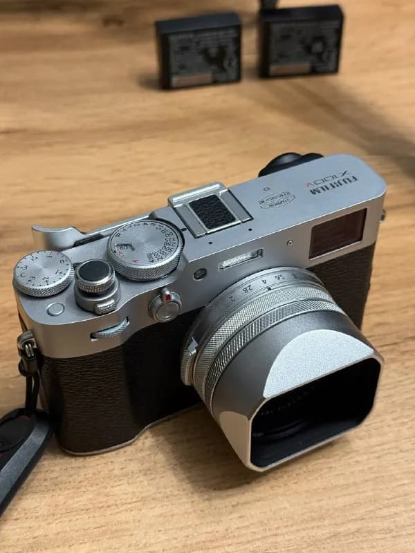 Fujifilm X100V в идеальном состоянии — Тбилиси — 4 000 ₾