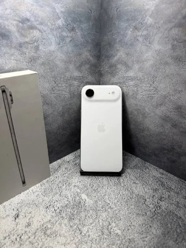 iPhone AIR, 256GB. — Батуми — 1 800 ₾