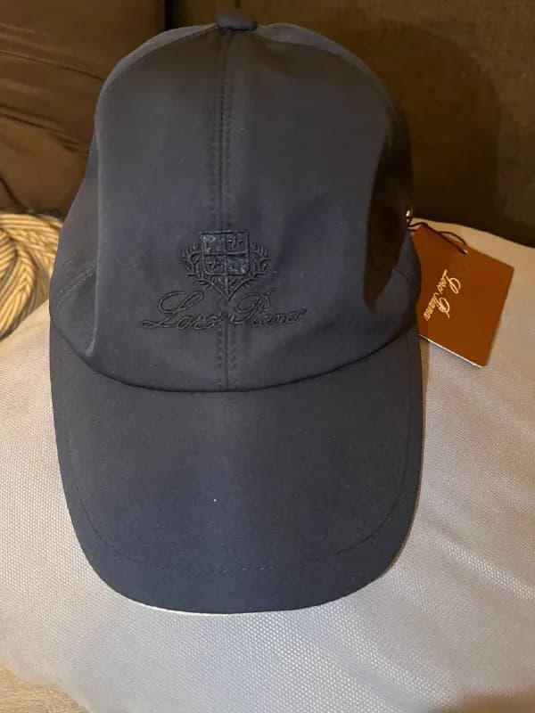 Loro piana цена 80 лари — Тбилиси — 80 ₾