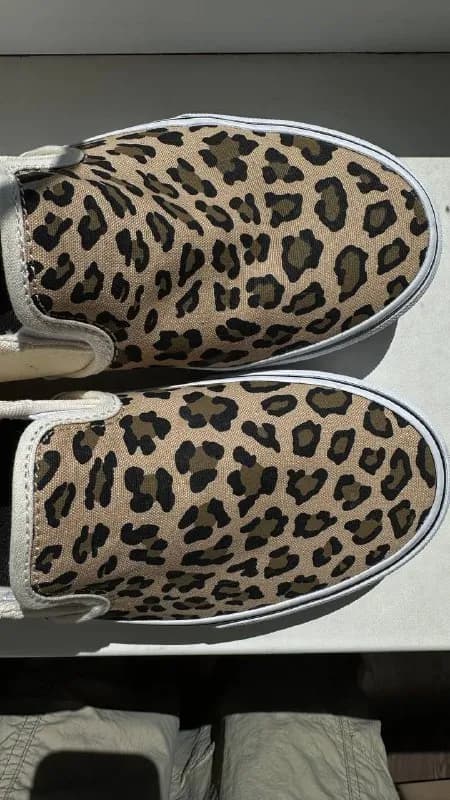 Vans новые оригинальные. Размер 38. 90 лари. Встретимся возле метро 👌 — Тбилиси — 39 ₾