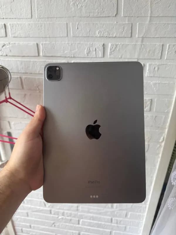 iPad Pro 2022 M2 11 Inch — Тбилиси — 2 300 ₾