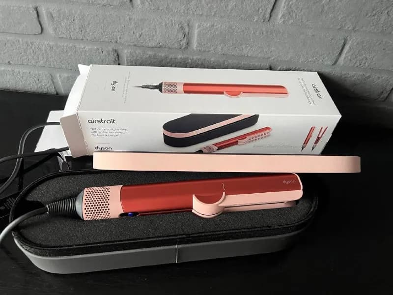 Dyson Airstrait™ HT01 straightener (Strawberry Bronze/Blush Pink) — Тбилиси — 1,000 ₾