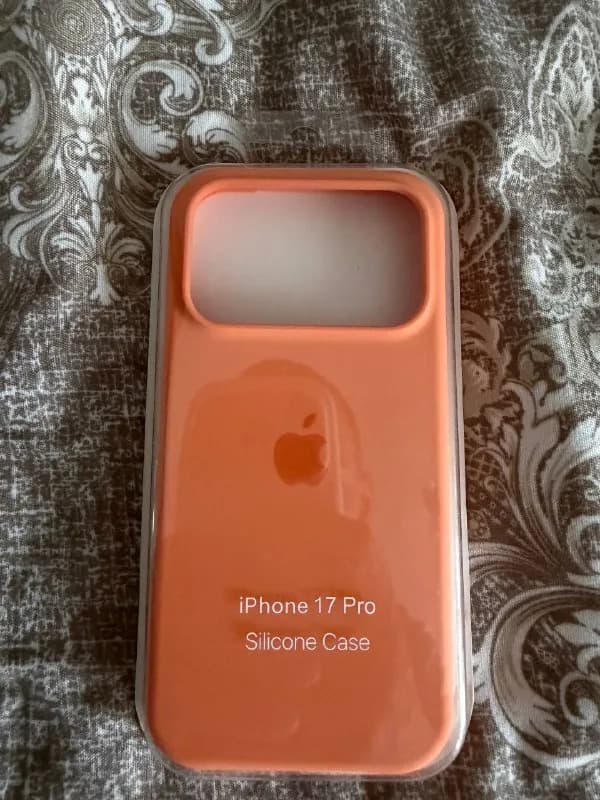 iPhone 17 pro — Батуми