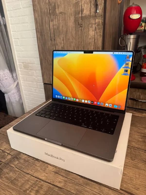 Macbook Pro 14 Inch 2021 — Тбилиси — 4000 ₾