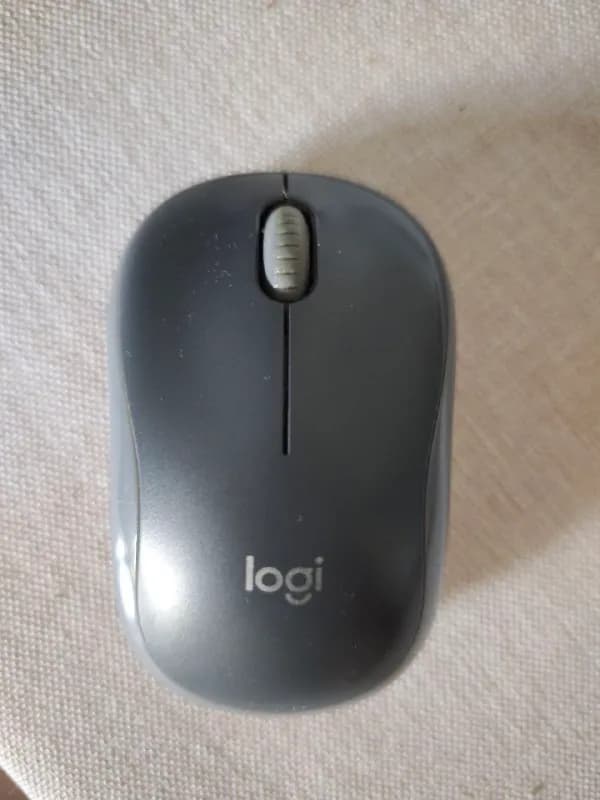 logitech m185 в хорошем состоянии, — Тбилиси — 10 ₾