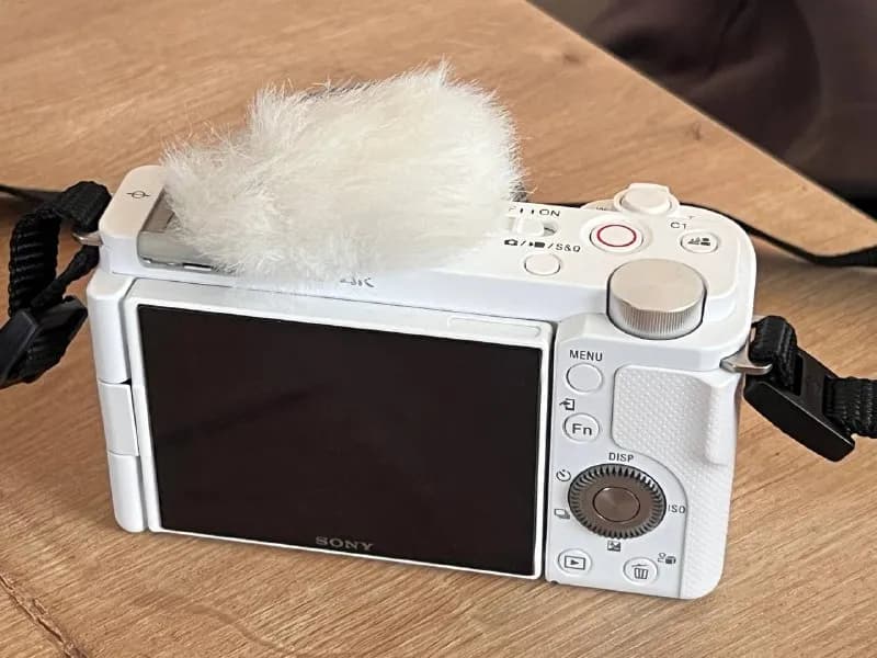 Sony zv-e10. Линза 16-55мм. — Тбилиси — 1,900 ₾