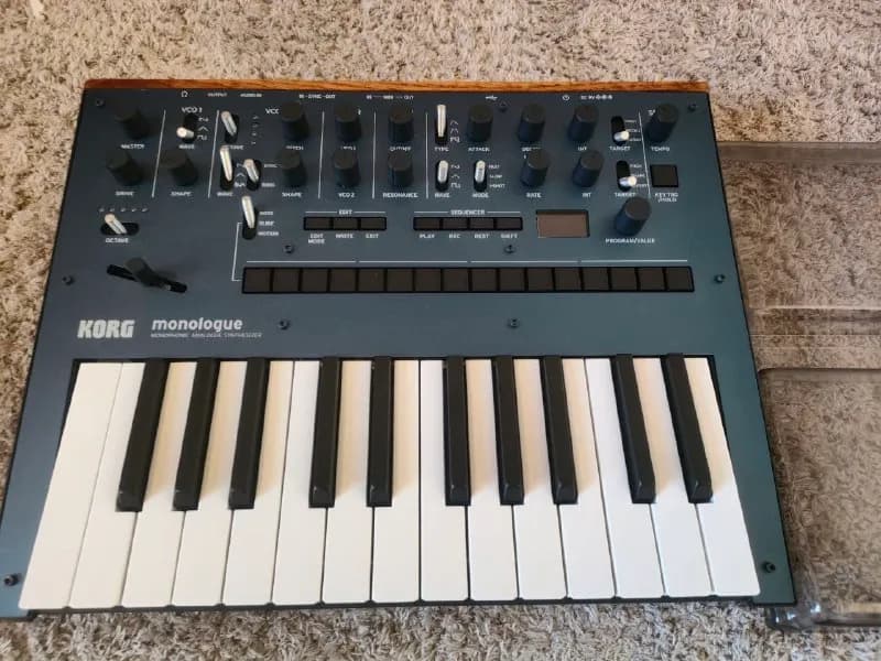 Korg Monologue — Тбилиси — 700 ₾