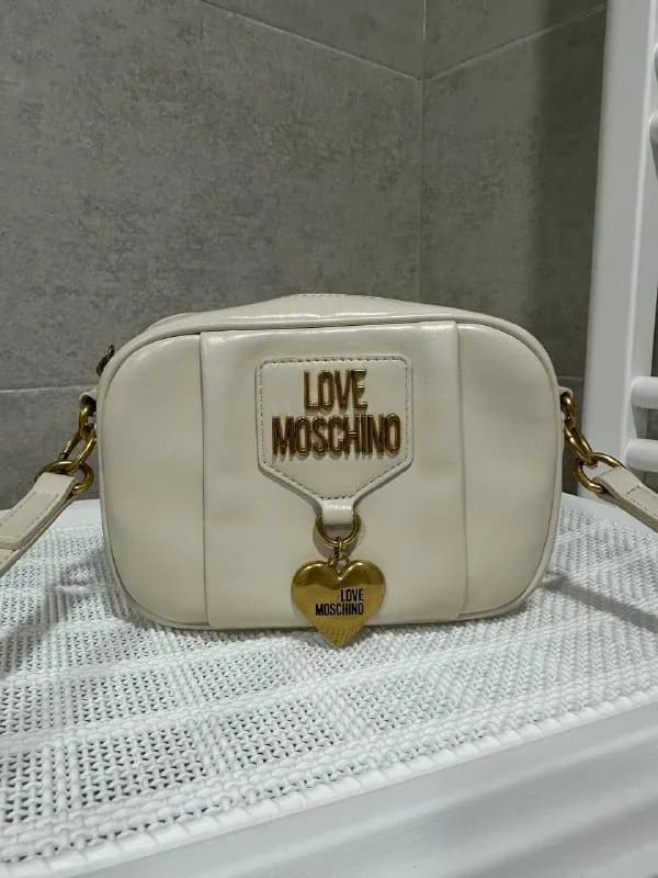 Love Moschino — Тбилиси — 120 ₾