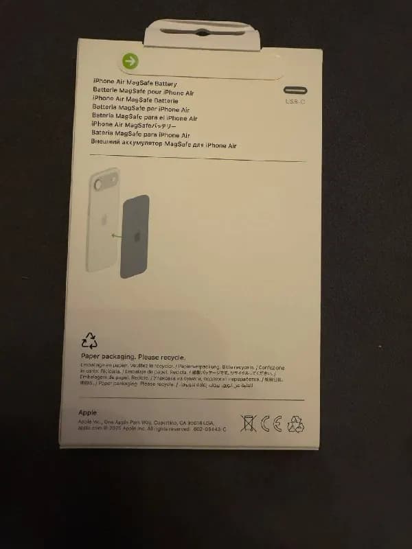 Apple iPhone Air Power Bank, Оригинал, покупался в Европе, Не вскрывался, в идеальном состоянии. По всем — Тбилиси