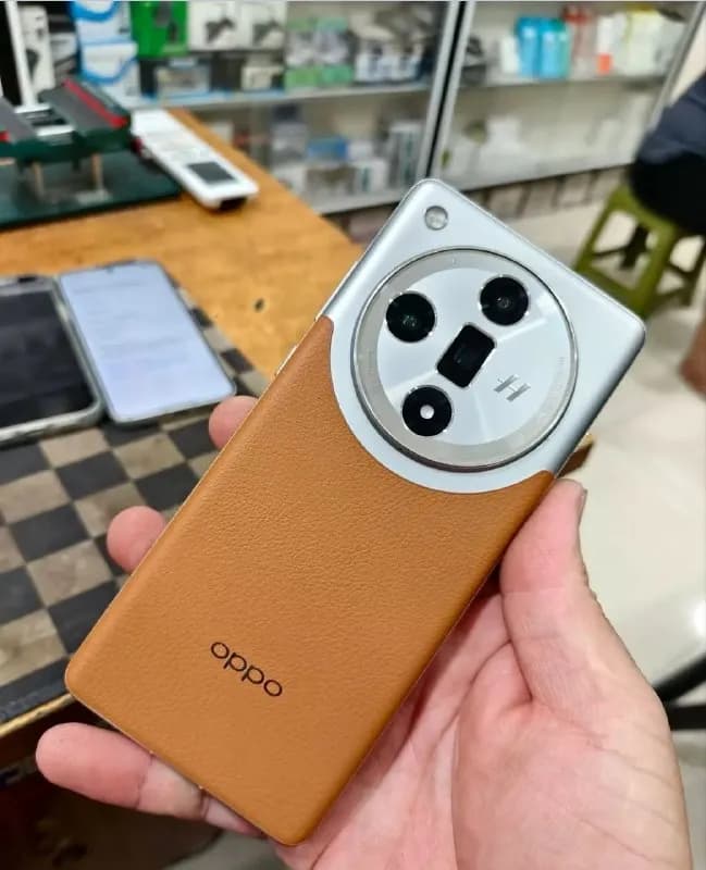 Oppo Find X7 — Батуми