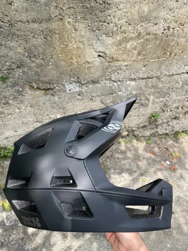 FF шлем «iXS Trigger FF Mips Air» — Тбилиси — 240 ₾