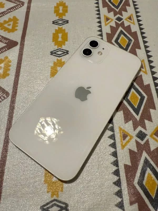 iPhone 12 — Тбилиси — 700 ₾