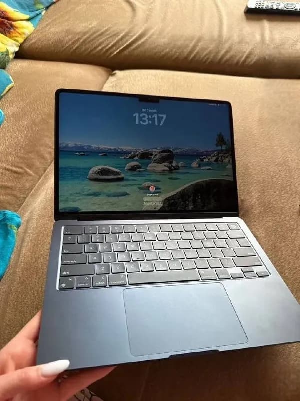 MacBook Air M2 8/512 GB. — Батуми — 1980 ₾
