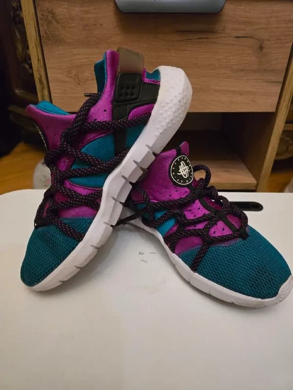 Nike Air Huarache, оригинал — Тбилиси — 120 ₾