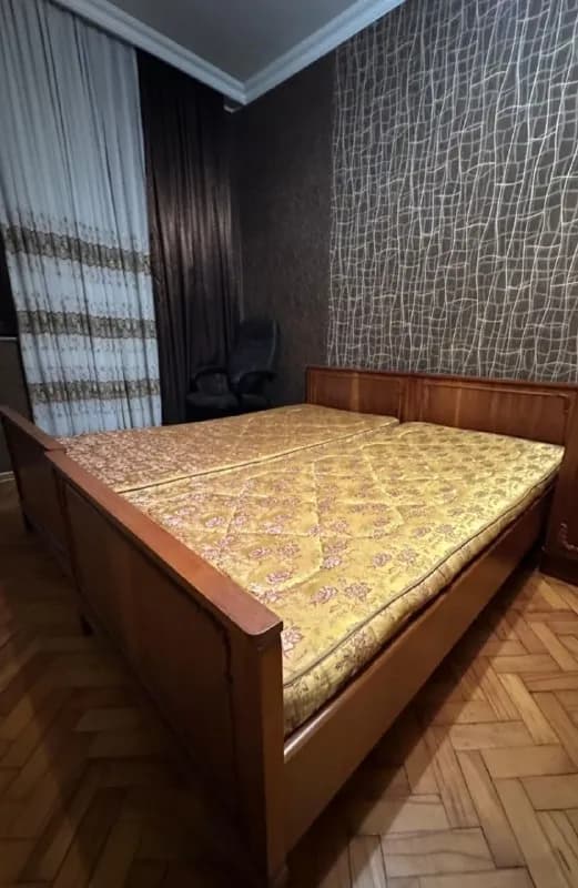 500 лари вместе матрасом. — Батуми — 500 ₾