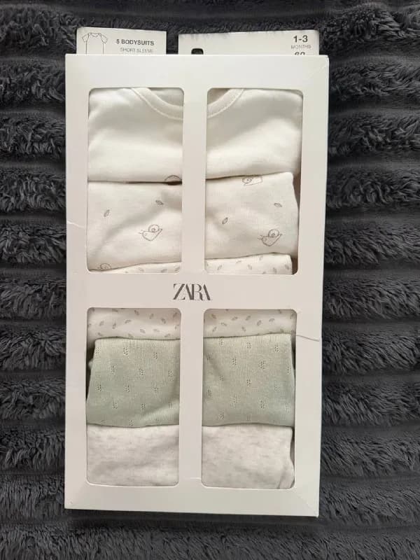 ZARA 1-3 месяцев .62 см. Новые .Не успели поносить, выросли. — Батуми — 40 ₾
