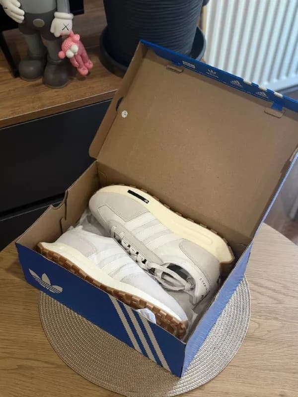 Adidas — Батуми — 200 ₾