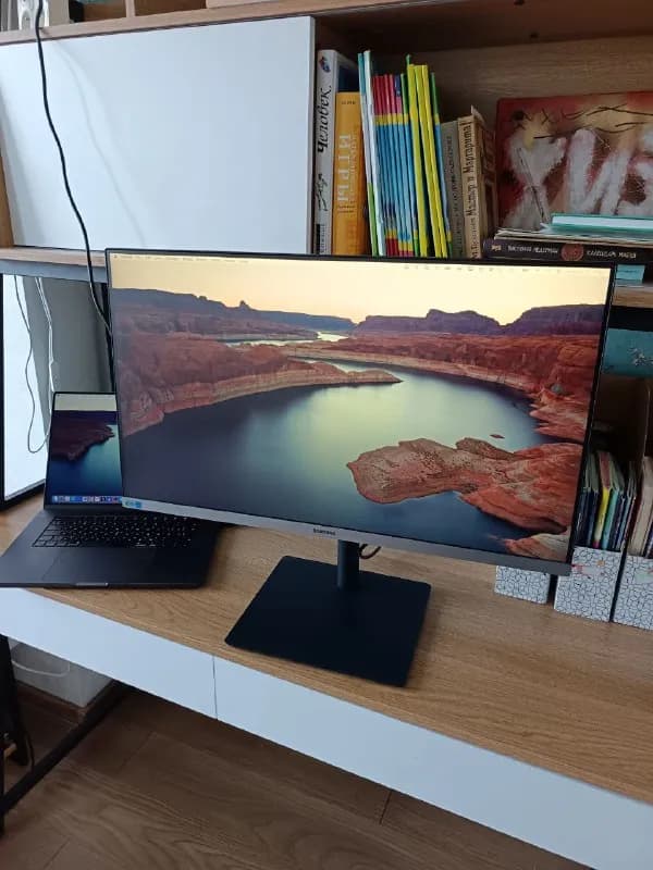 Samsung LS27R650FDIXCI 23.6'' — Тбилиси — 350 ₾
