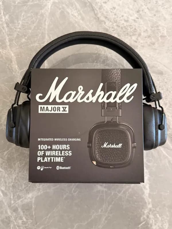 marshall в хорошем состоянии. За всё время использовалось максимум на 10 часов. — Батуми — 180 ₾