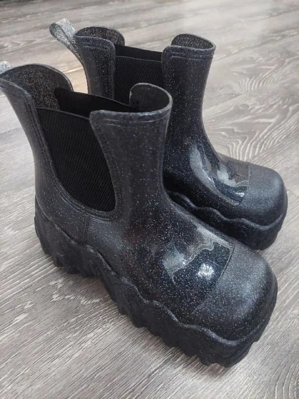 40. — Батуми — 12 ₾