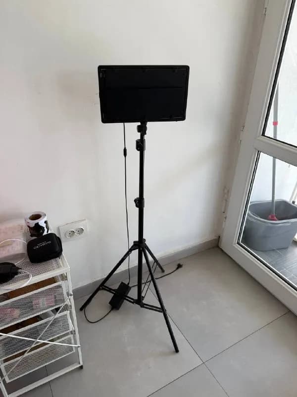 PRO LED 800/ручной штатив/лампа для фото и видео 29 на 17 см — Тбилиси — 85 ₾