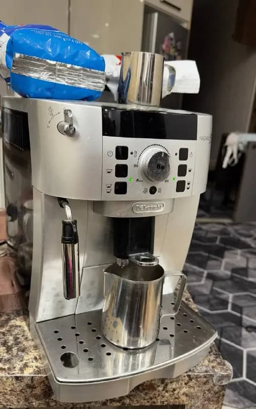 Delonghi Magnifica S — Тбилиси — 500 ₾