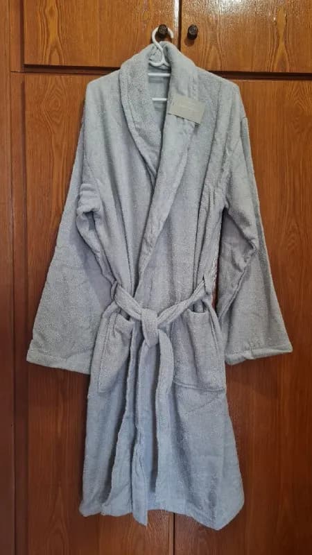 Manano (унисекс) — Тбилиси — 80 ₾