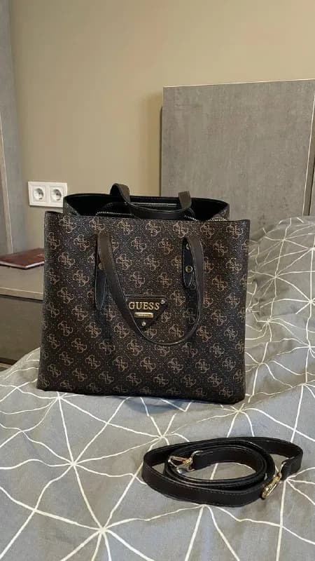 guess — 50 лари. Состояние идеальное — Тбилиси — 50 ₾