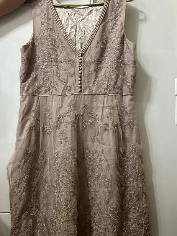 Женские платья — Тбилиси — 20 ₾