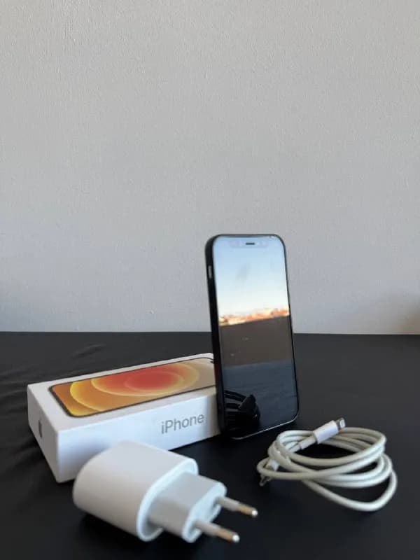 iPhone 12 mini 64 gb white Nano+ESIM в использовании 2+ года — Тбилиси — 600 ₾