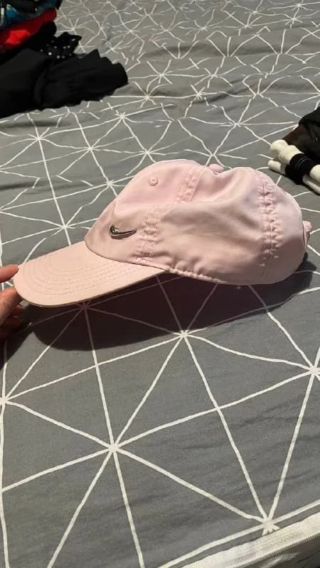 Nike, оригинал. Брала за 100 лари, продам за 70 — Тбилиси — 100 ₾