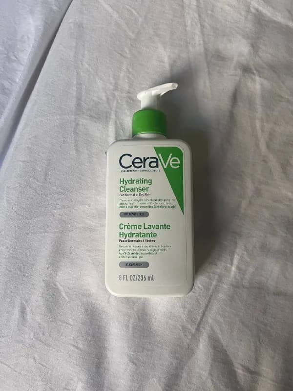 1. Cerave hydrating cleanser гель для умывания — больше половины в банке, годен до 2027 года — Тбилиси — 10 ₾